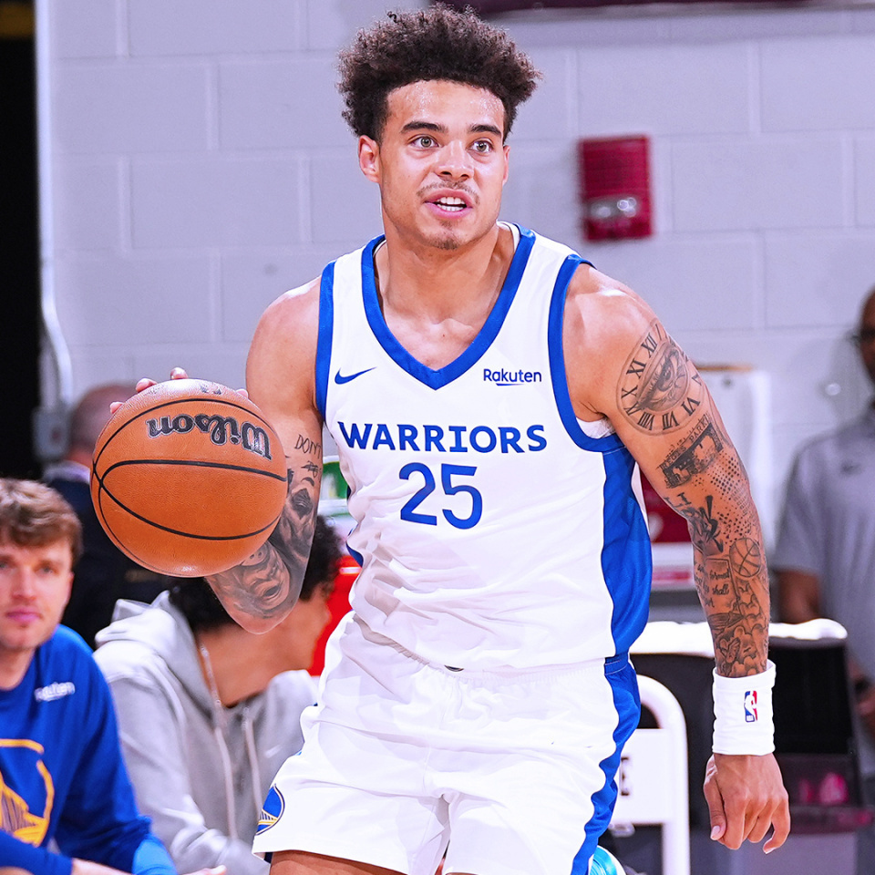 包含摩纳哥内部会议纪要流出：集结日回应争议，NBA常规赛使命明确，球探报告显示潜力的词条