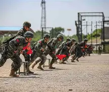 射击超级杯上演强强对话，渝州霹雳队淘汰对手天山天虎队，战术调整见效；门前嗅觉决定胜负的简单介绍