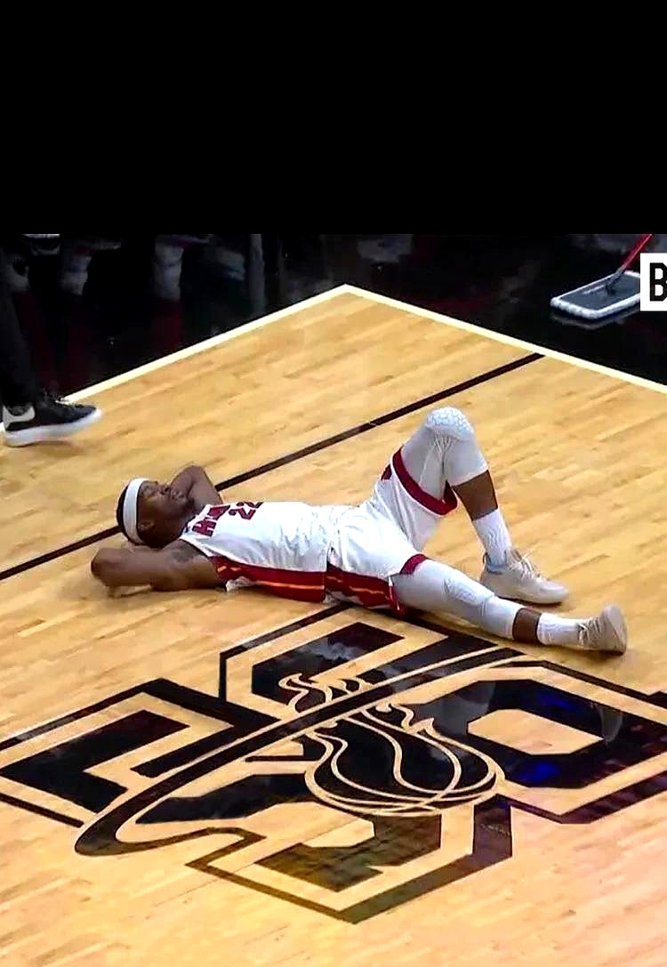 巴特勒在皇家马德里比赛中夺冠，重返赛场引发热议！观众掌声雷动的简单介绍